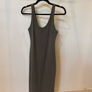 Elegant olive Green Sleeveless Dress